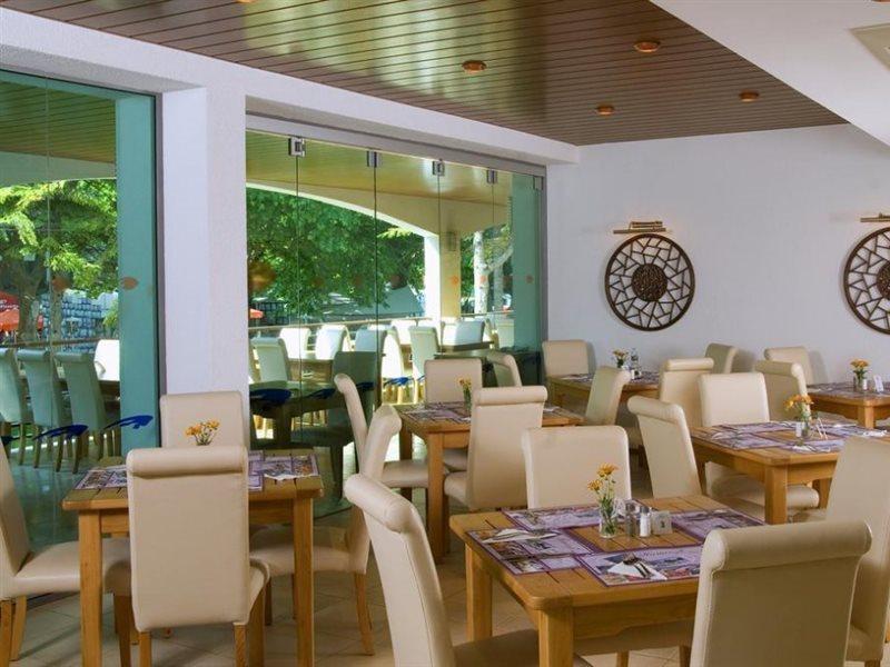 Flamingo Grand Hotel & Spa Albena Exterior photo